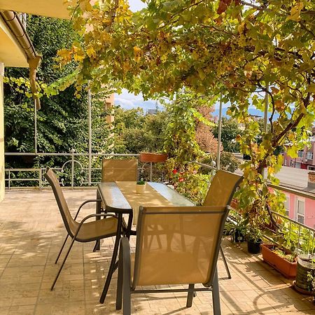 2-Bedroom Flat - Sunny Balcony Plovdiv Exterior photo