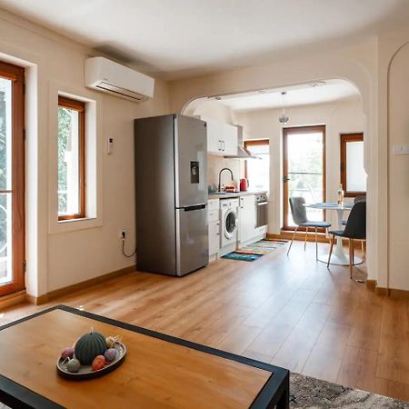 2-Bedroom Flat - Sunny Balcony Plovdiv Exterior photo