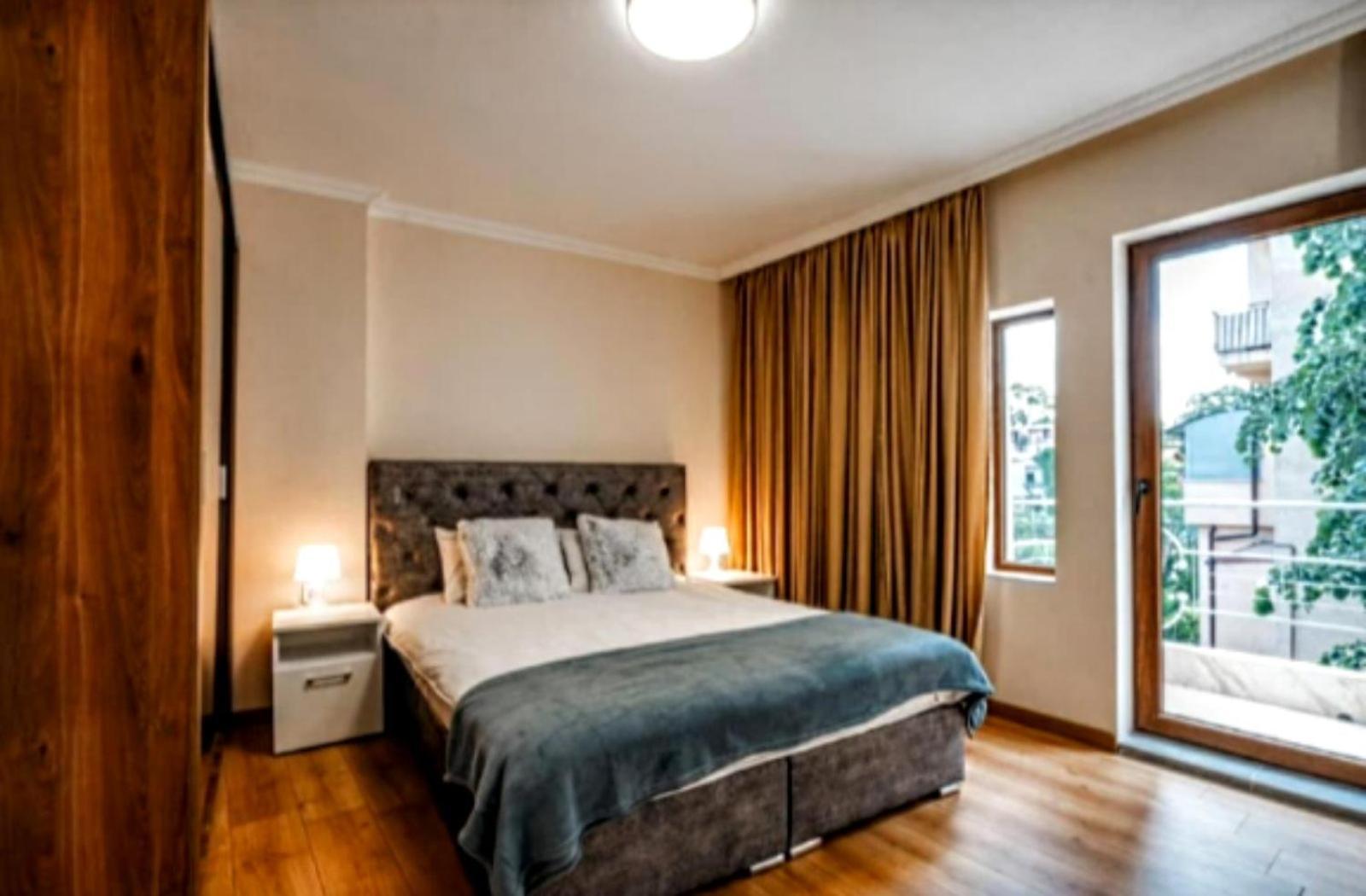 2-Bedroom Flat - Sunny Balcony Plovdiv Exterior photo